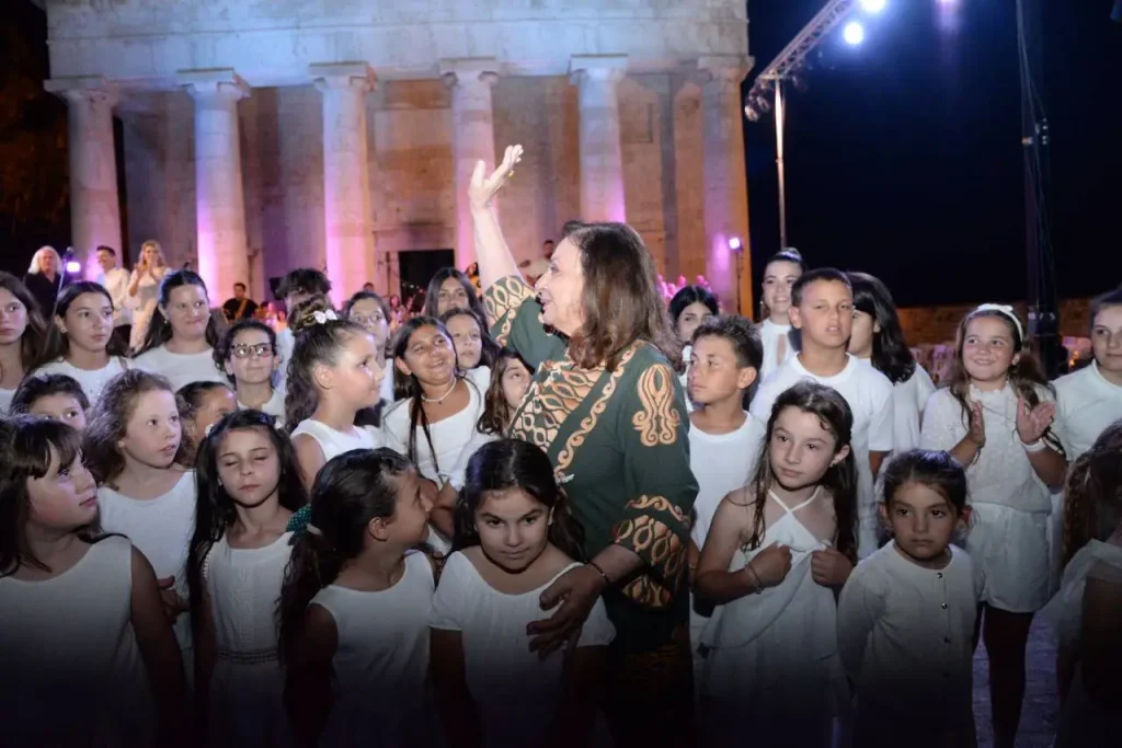 Χαρις Αλεξιου Αφιειρωμα Κερκυρα